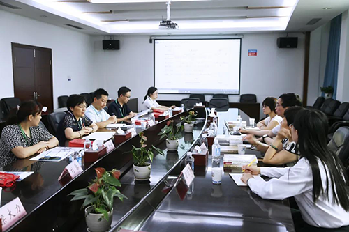 会议中ag尊龙登陆入口z6mg与人福药业就今后的合作方向进行了深入探讨
